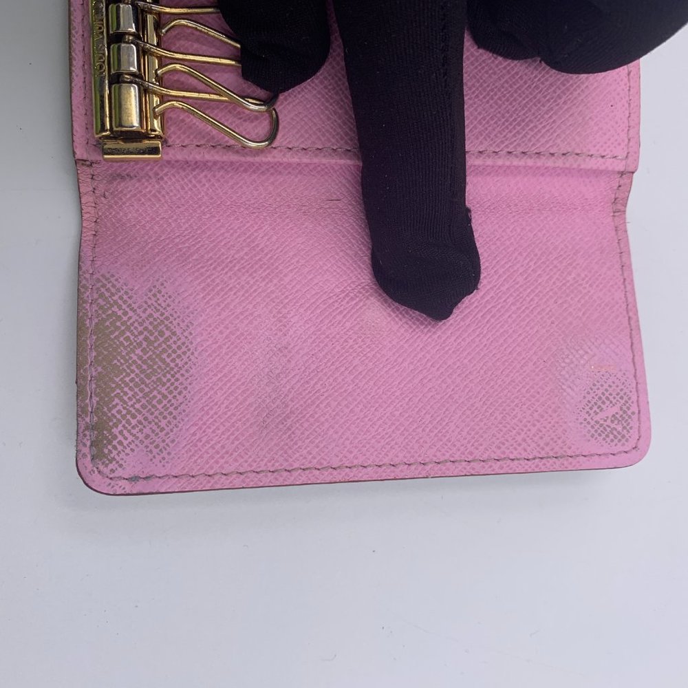 Authentic Louis Vuitton White Multicolor Key Case - Picture 12 of 16